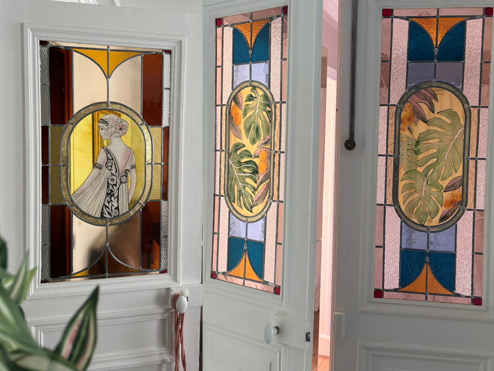 Vitrail de style Mucha et vitrail Tropical pour des particuliers