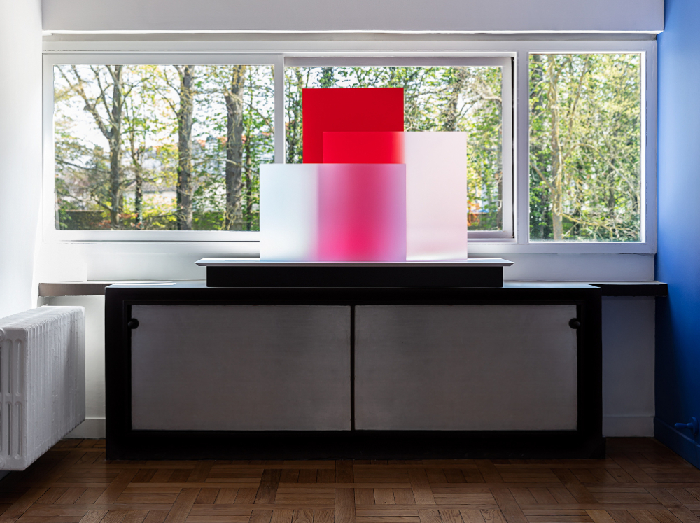 Exposition Objets Polychromes, conversation avec la villa Savoye