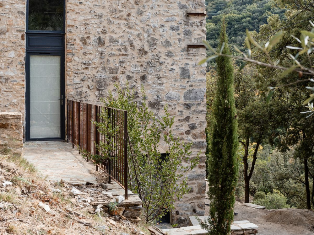 Chantiers de r&eacute;novation lourde d'une maison dans l'H&eacute;rault