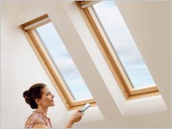 Fen&ecirc;tre solaire VELUX : la premi&egrave;re fen&ecirc;tre &agrave; &eacute;nergie solaire !