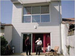 Une maison de ville sublimée par le bois
