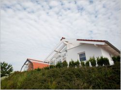 La maison Bio Solar laisse entrer le soleil 