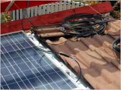 Panneaux photovolta&iuml;ques : de la pose au branchement