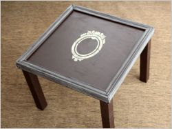 Une table basse fabriquée "maison"