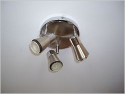 Installer un plafonnier 