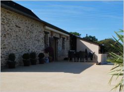 Une maison rajeunie grâce à la rénovation de sa terrasse