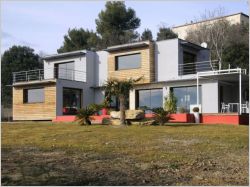 Une maison bioclimatique ouverte sur la nature 
